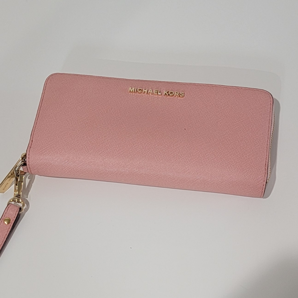 Michael Kors Pink Zipper Wallet